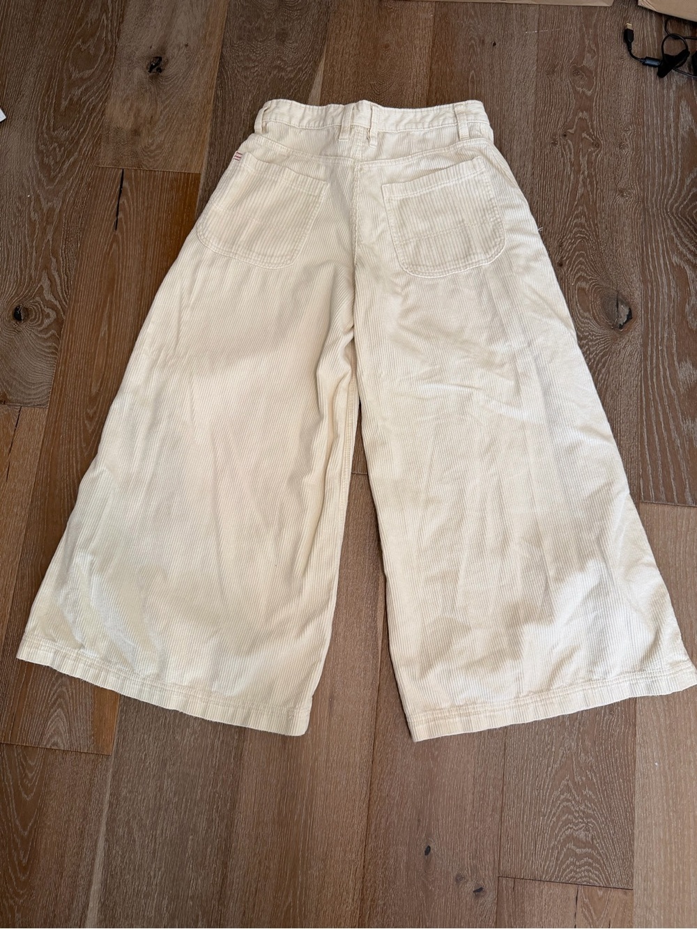BDG Urban Outfitters Cream Corduroy Wide Leg Baggy Pants Womens 10 Cool Girl